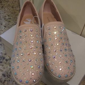 ⭐Womens Bedazzled PINK Shoes